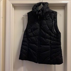 Kenneth Cole puffer vest
